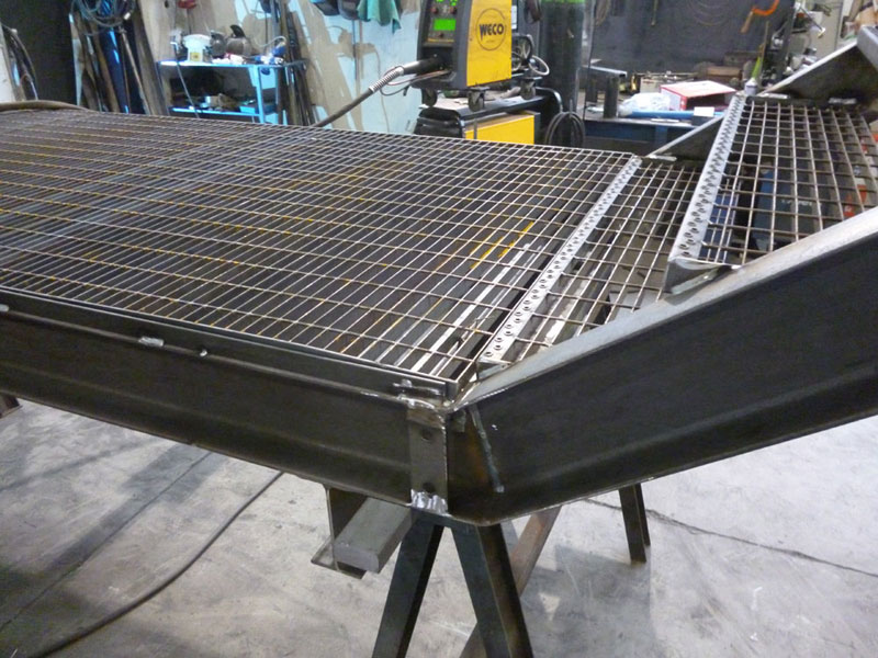 Metal buildings structures - Grids