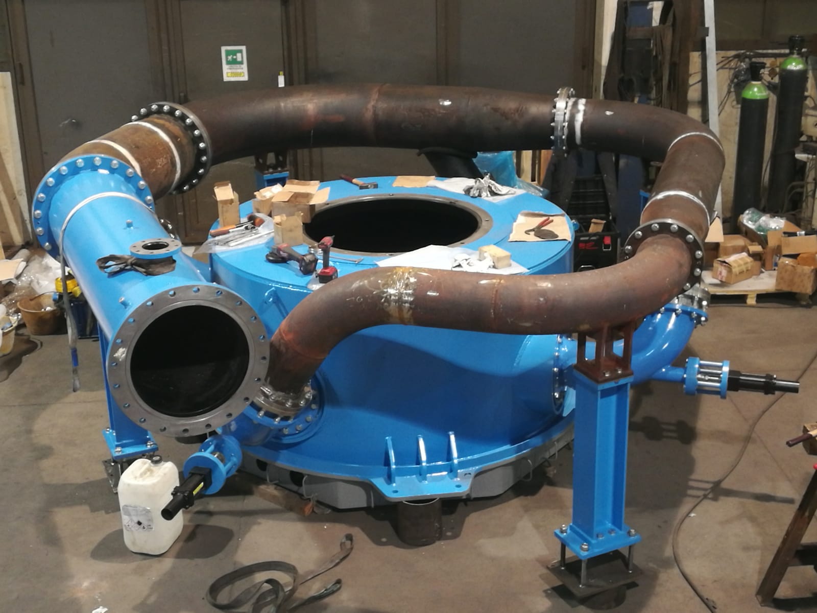 Metal structures for Pelton's turbine