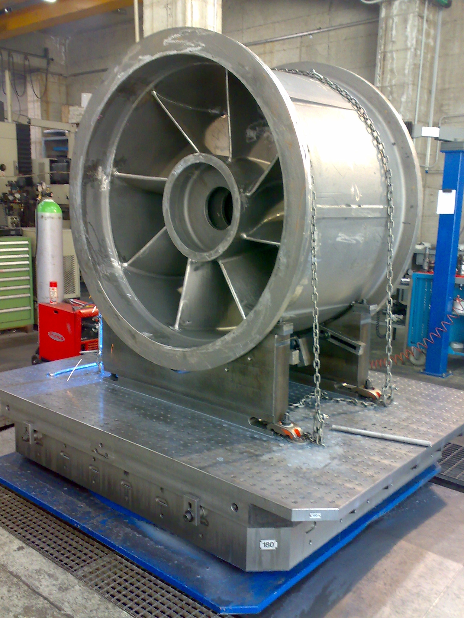 Workshop services and plants overhauling