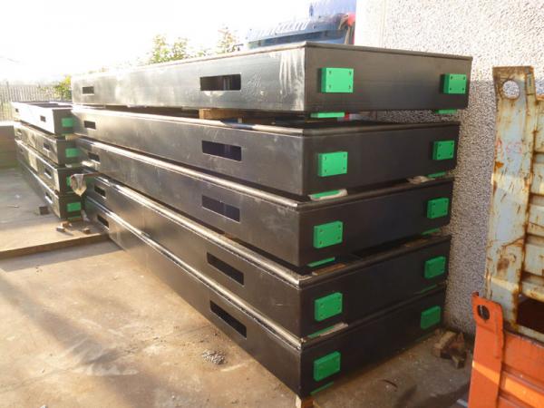 Planks and lifting beams